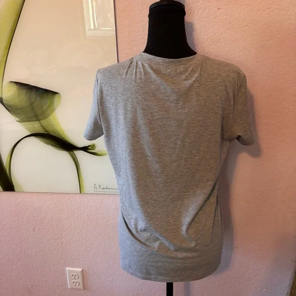 shirt size medium - Picture 3 of 4